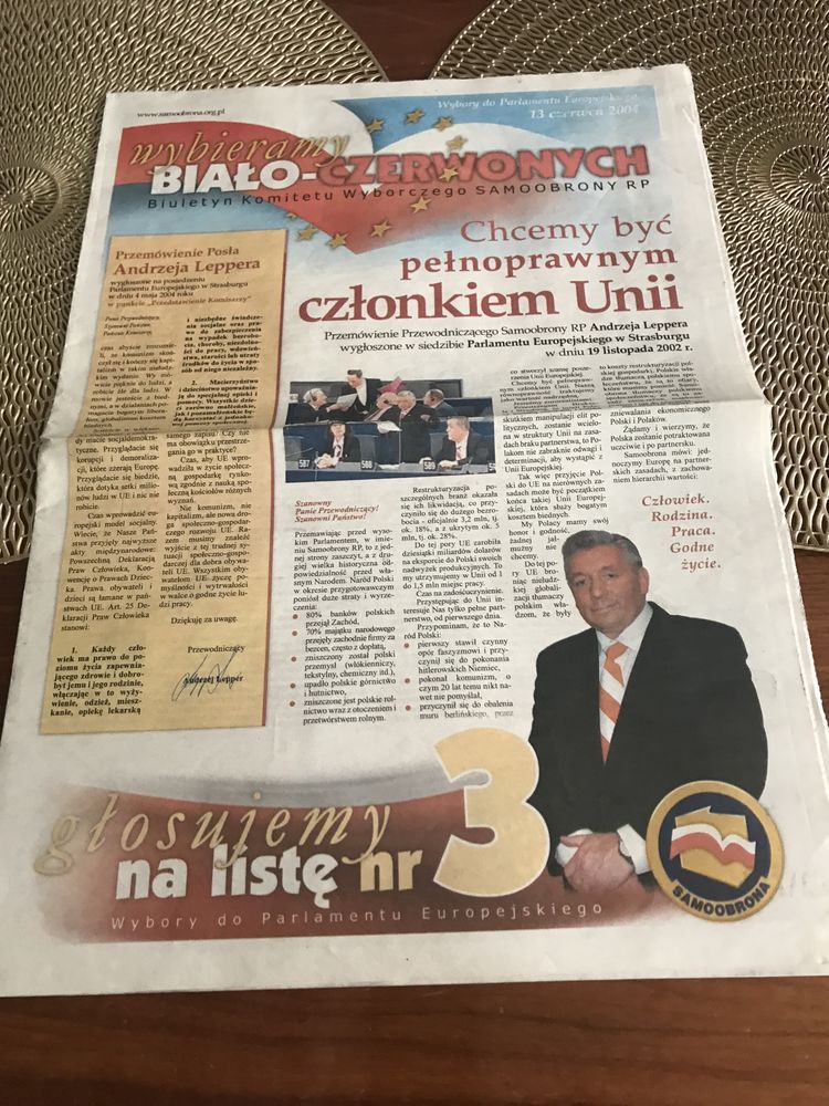 Samoobrona gazety polityczno - propagandowe.