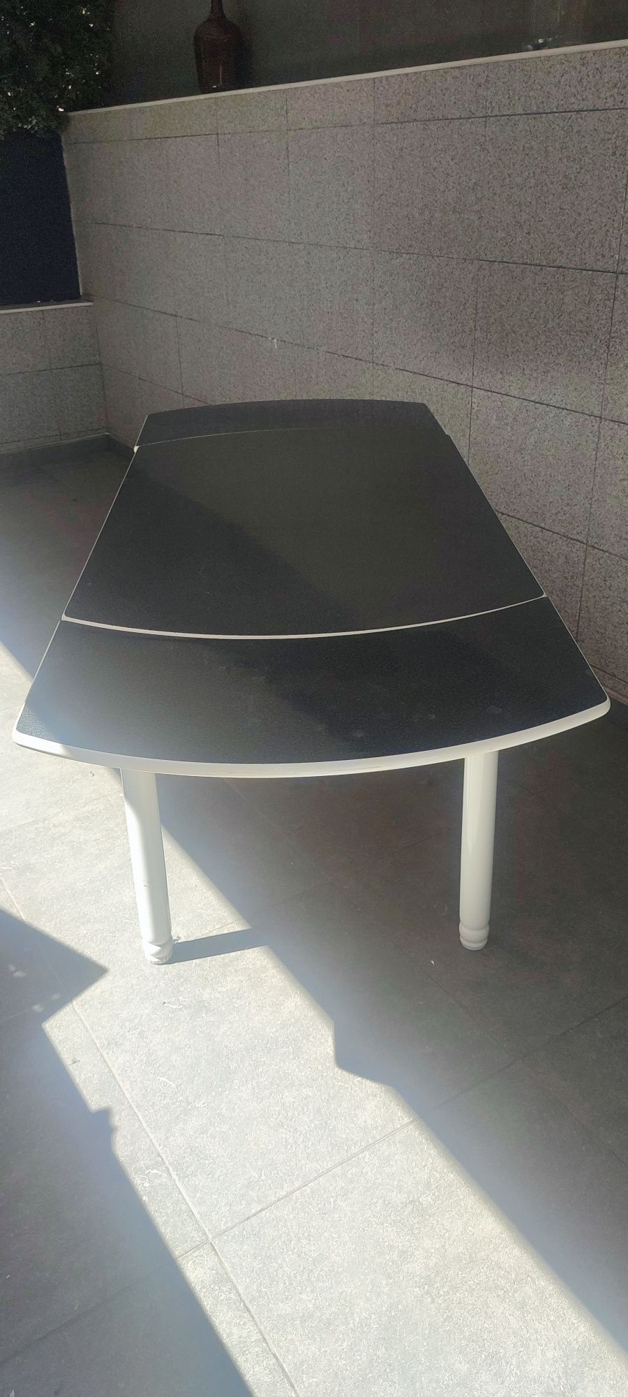 Mesa de Cozinha Lacada.