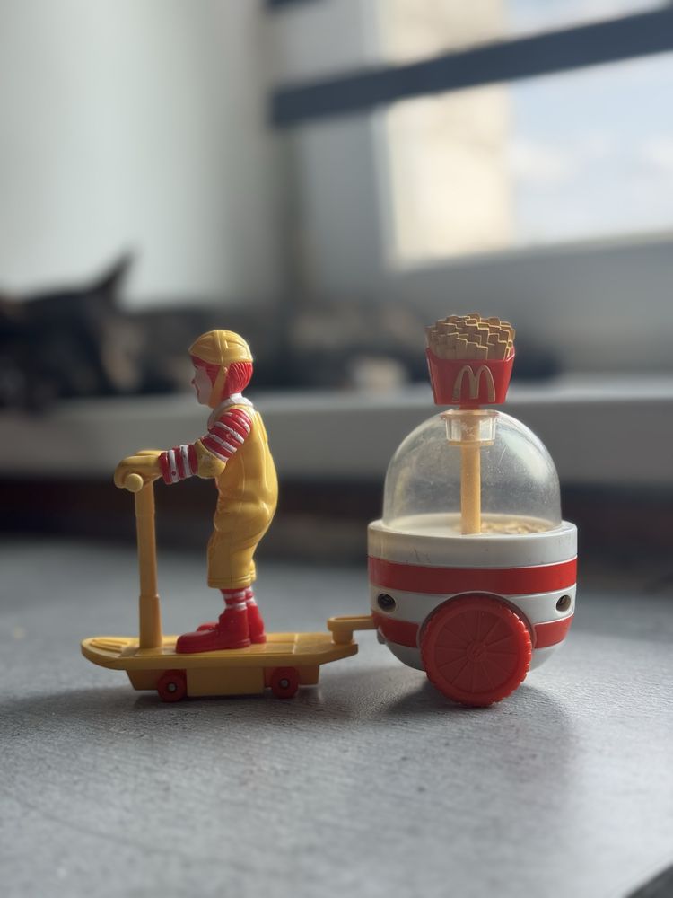 Игрушка Mc Donald’s 2001 мак редкая винтажный мерч