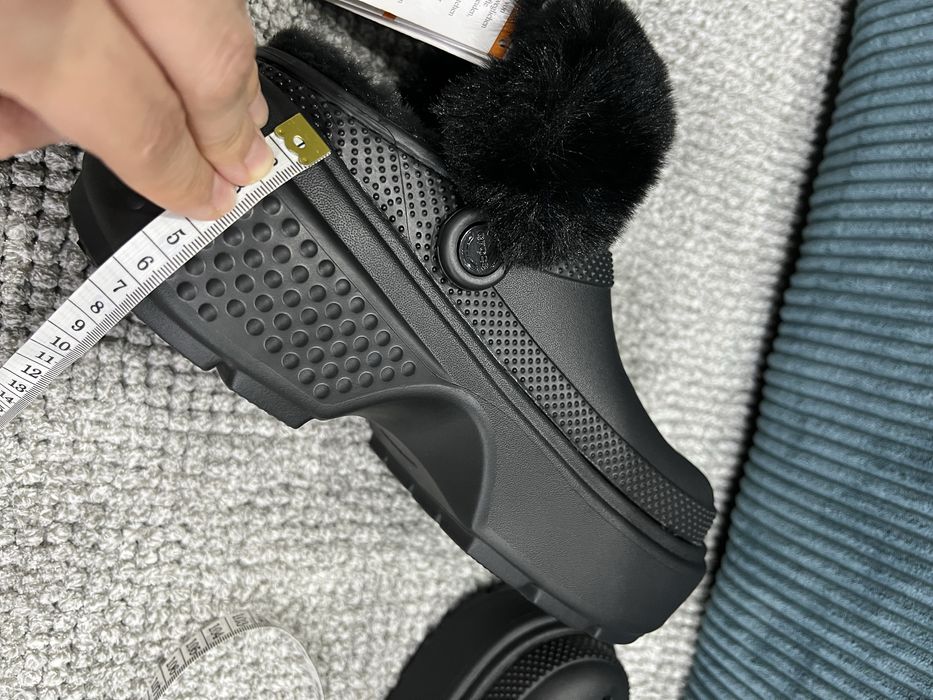 Klapki damskie Crocs Stomp Lined Clog r. 36-37 d. 6 NOWE Czarne