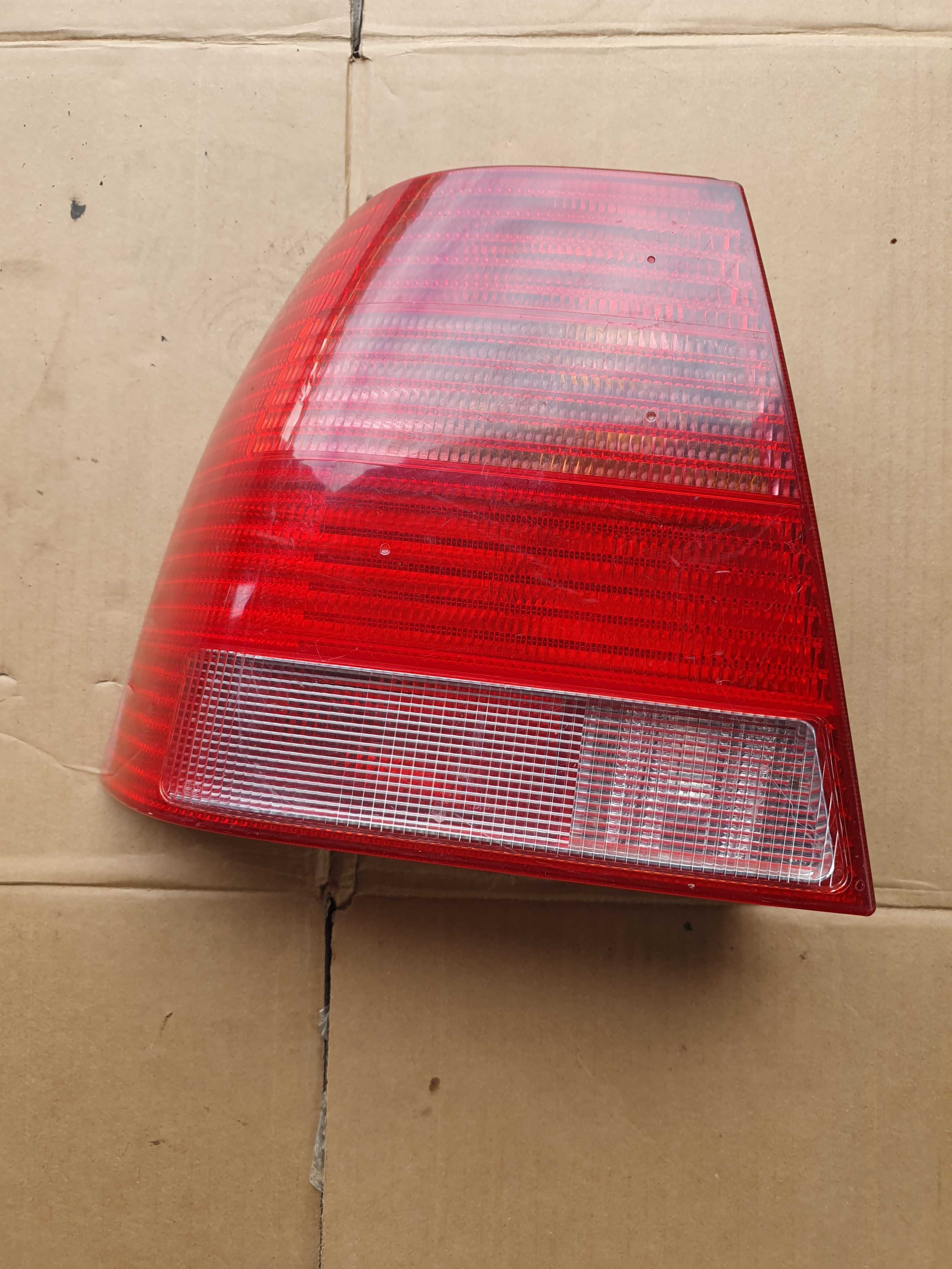 LAMPA tyl, tylna  VW BORA