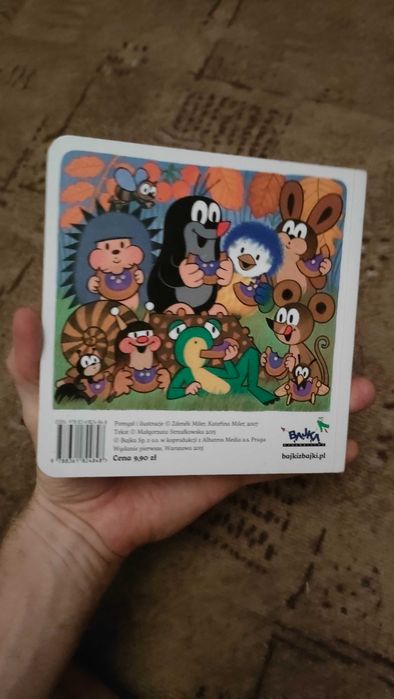 Krecik i śliwki. Bajka dla dzieci