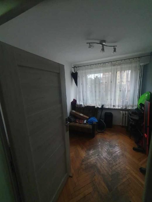 Sprzedam mieszkanie Sikorskiego 1 piętro balkon