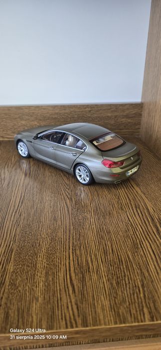 Bmw 650i F06 Grand Coupe 1:18 firmy Paragon Full Open