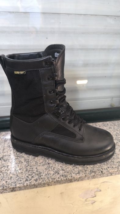 Botas Militares novas