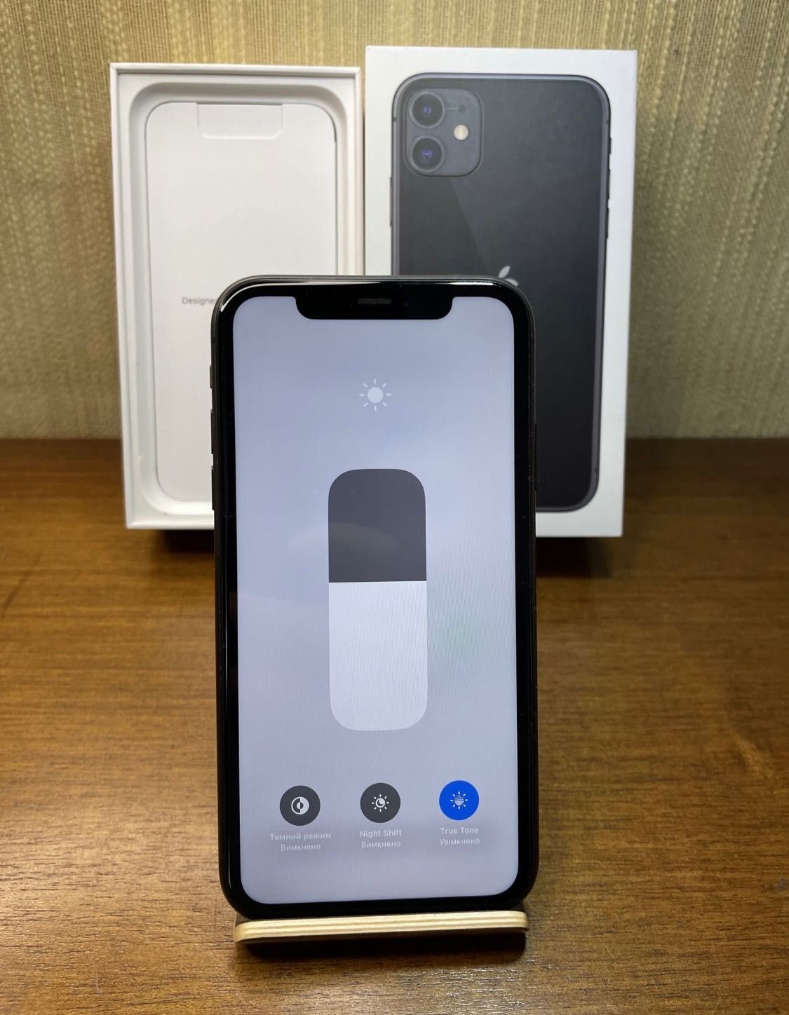 iPhone 11 NEVERLOCK телефон мобільний