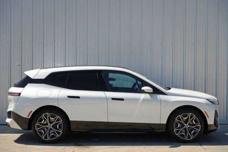 2022 BMW iX xDrive50