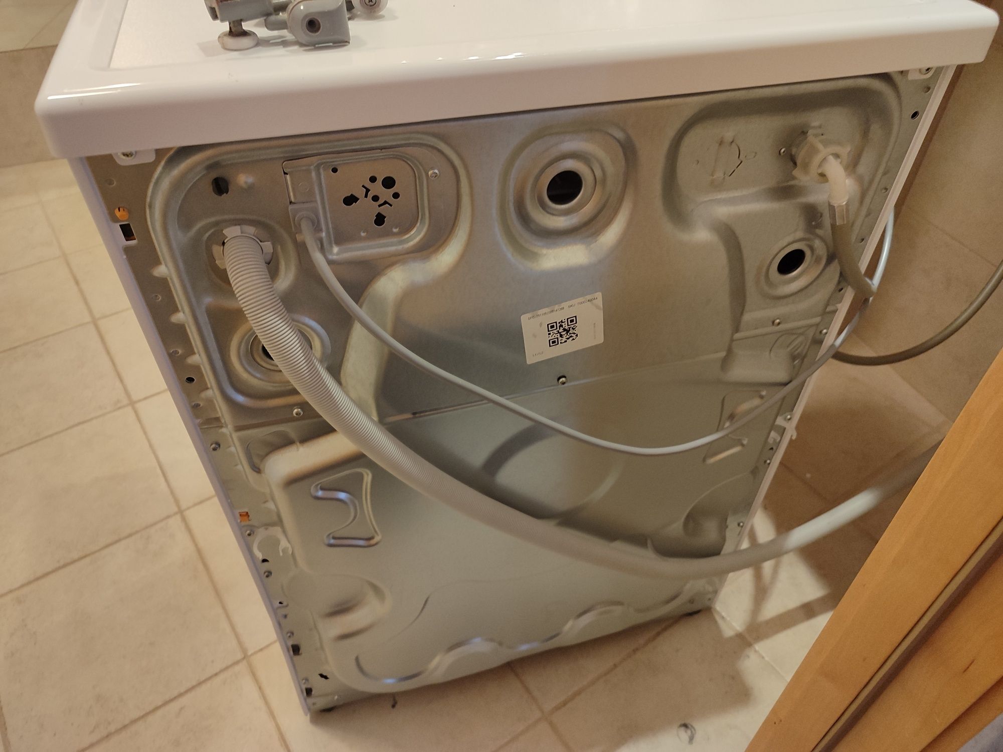 Pralka Beko WUE6624XBWS jak nowa.