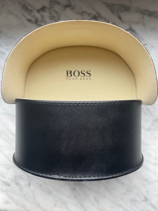 Boss etui na okulary