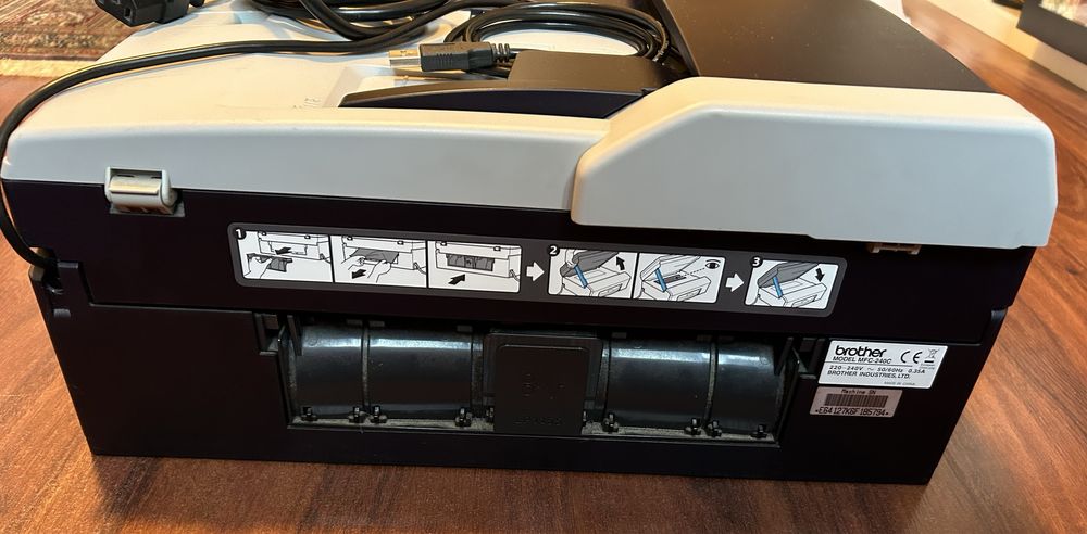 Impressora Multifunções Brother MFC-240c