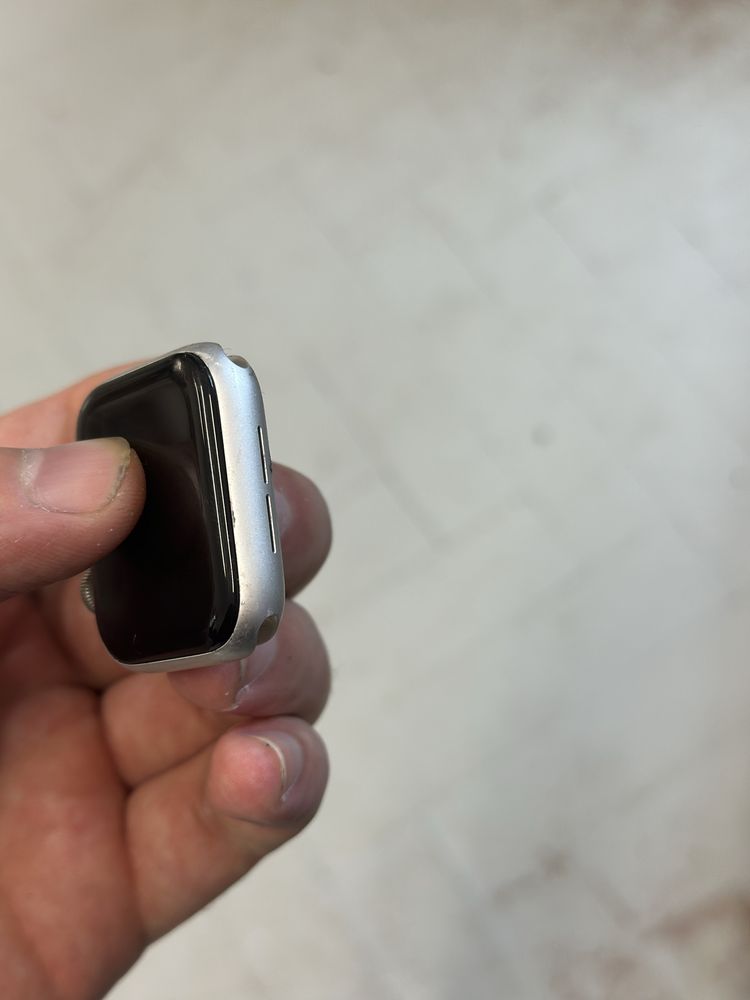 Apple Watch 4 40mm, 86% батарейка