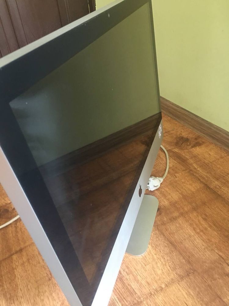 imac 21.5, 2010, версия 10.12.6