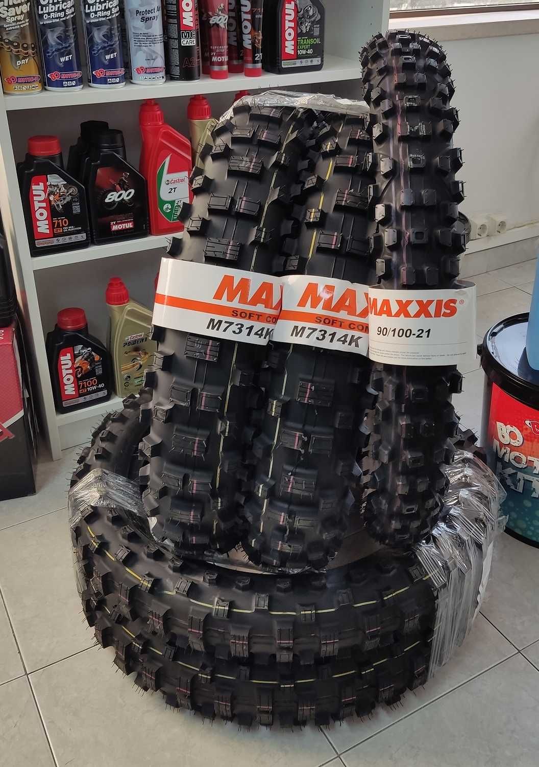 Pneus Maxxis M7324 - medida 140/80 - 18 Super Soft
