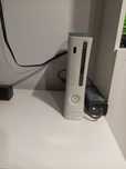 Sprzedam Xbox 360 gry 2 pady