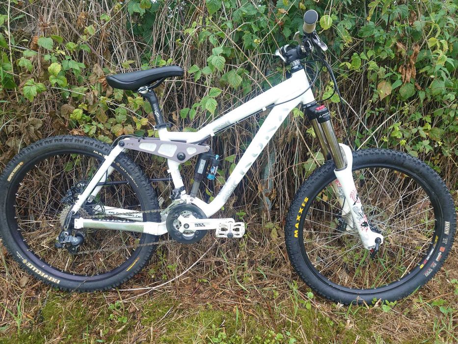 KONA enduro fr dh stinky air 17"