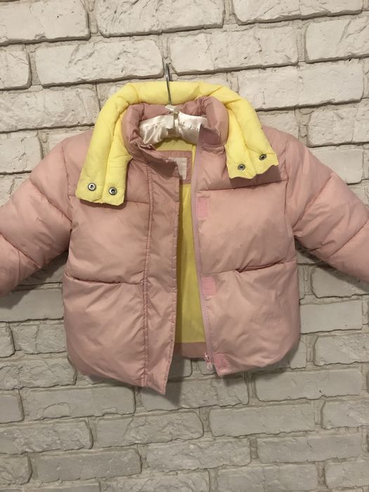 Продам куртку Zara kids