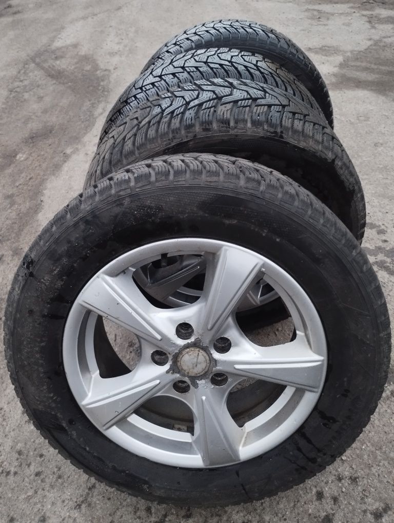 Отличные зимние шины Hankook Winter ipikeRS2 215/65 R16