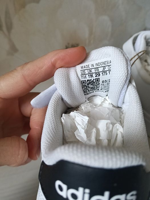 Красовки кросівки крассовки 28 розмір Adidas адидас