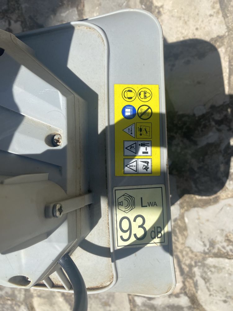 Moto-enxada, equipamento agrícula