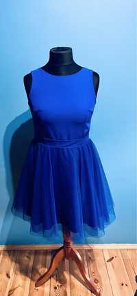 Sukienka wizytowa rozkloszowana z tiulem w kolorze Royal Blue idealna!