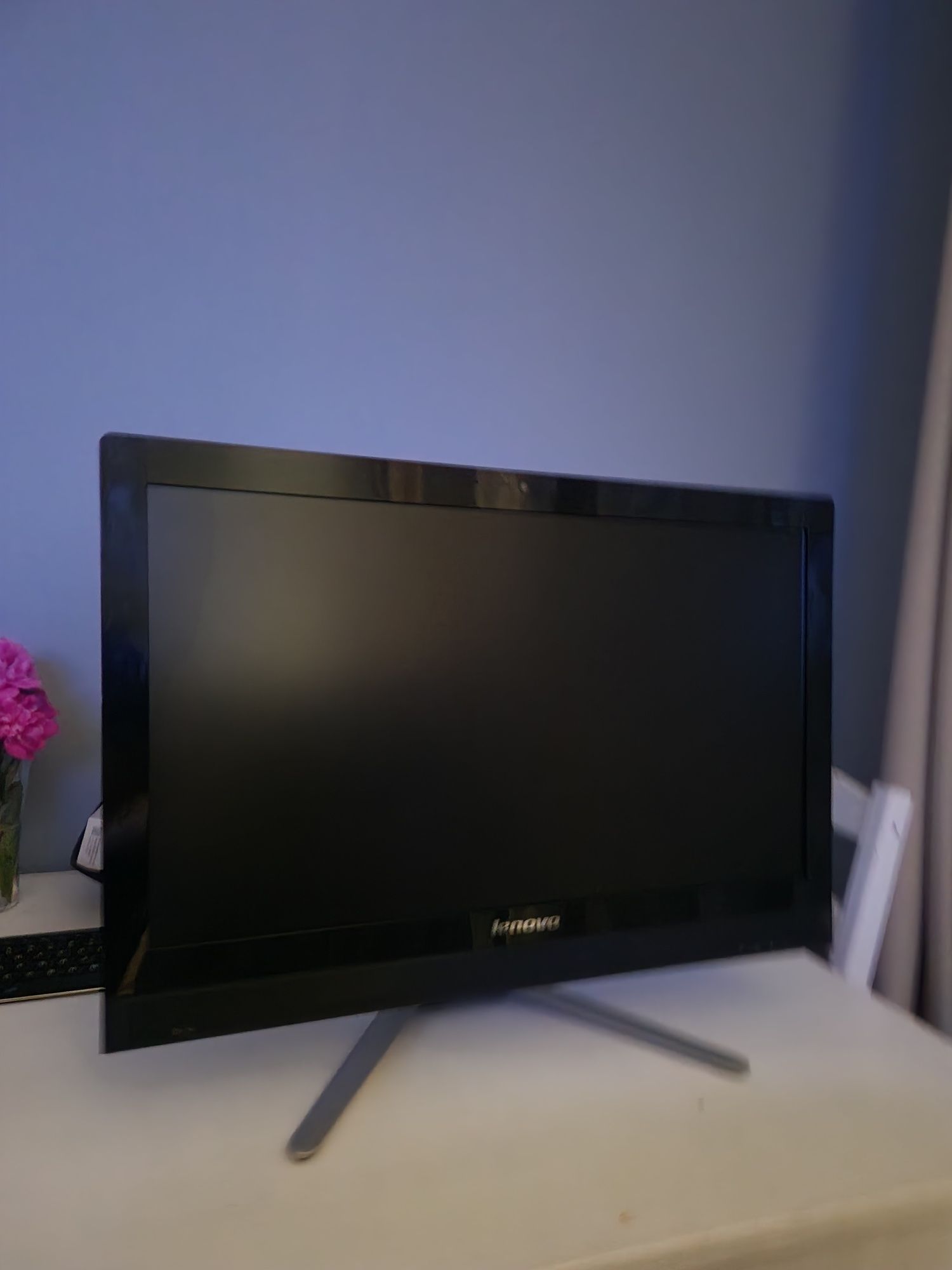 Lenovo 10150 All in One Komputer w monitorze - Intel i3 8GB RAM  Win10