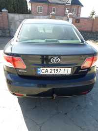 TOYOTA Avensis2200 D4D Dizel