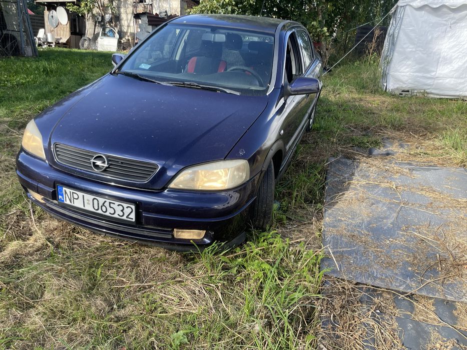 Zderzak Opel Astra G 1999 halogeny