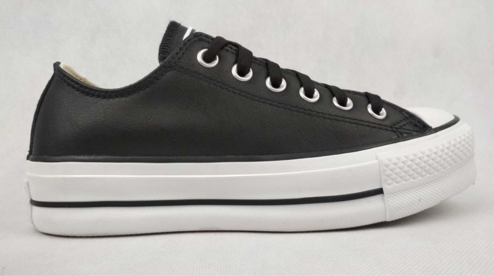 Trampki  Converse Chuck Taylor All Star  na platformie  rozmiar 37