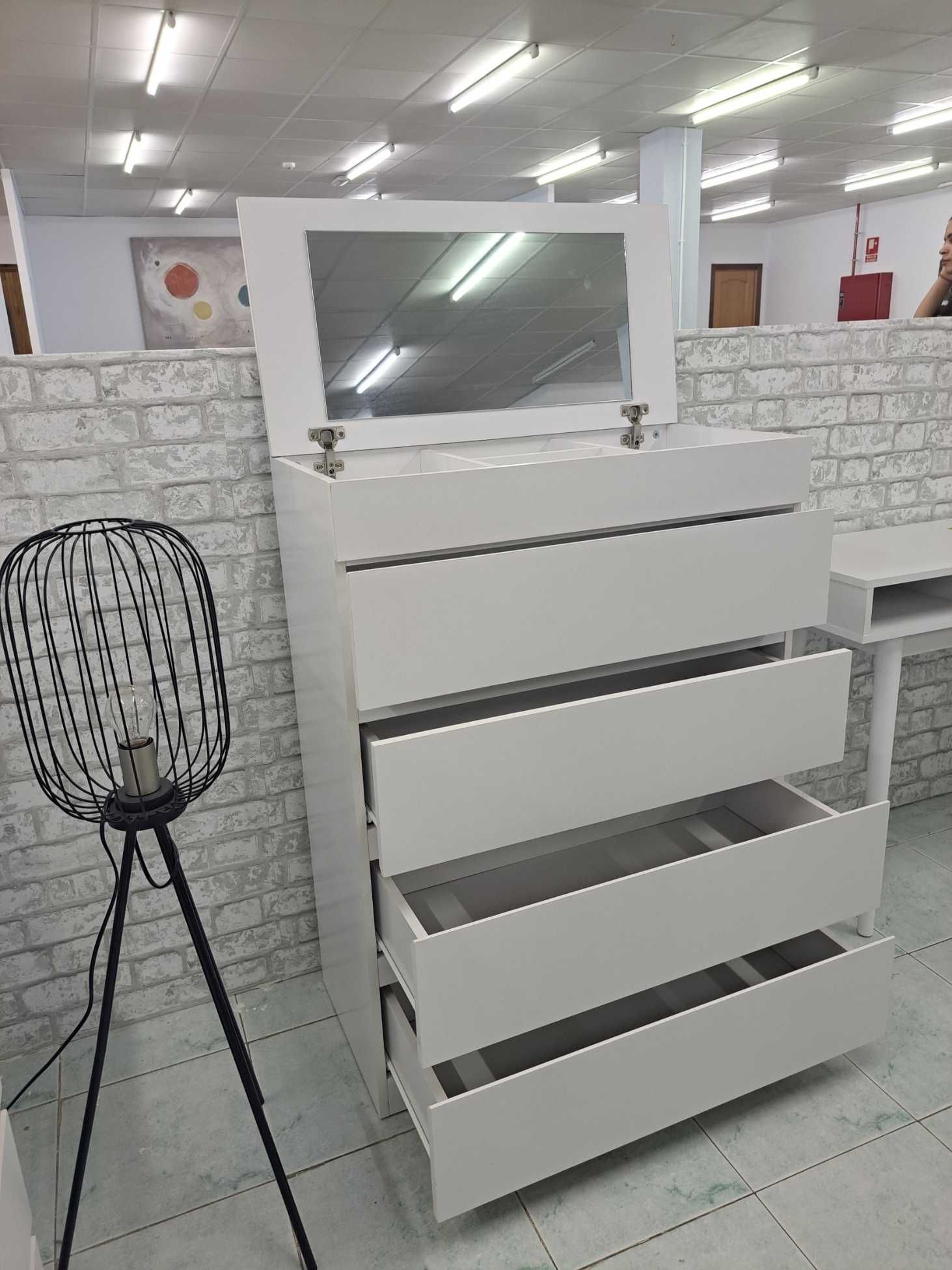 Oferta de cómoda com espelho, portes grátis, pagamento na entrega