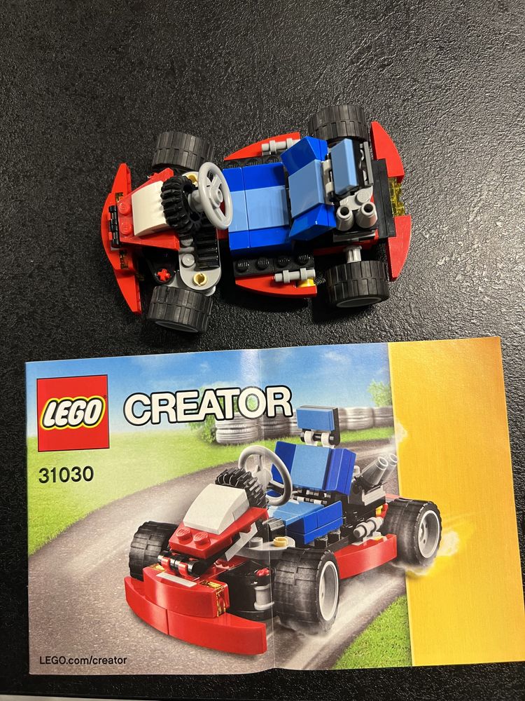 Lego creator 31030 wraz z instrukcjami .