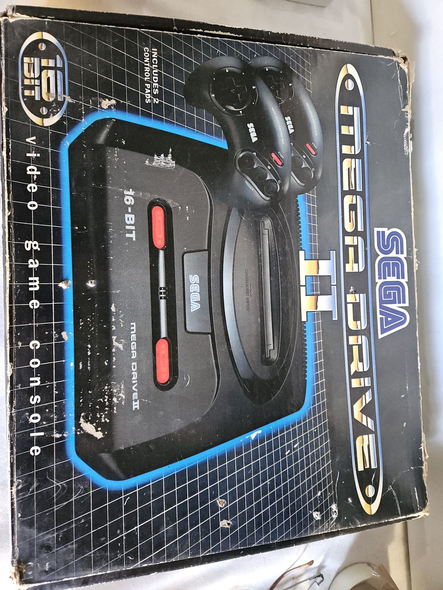 Sega megadrive com caixa