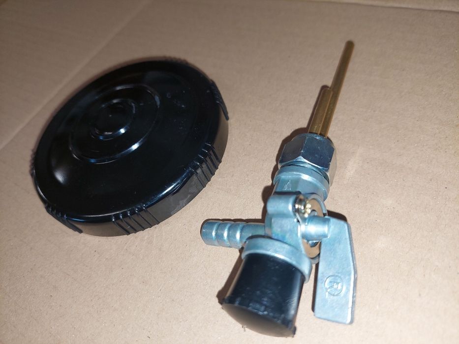 Zestaw naprawczy zbiornika baku paliwa wsk 125 175 korek+kranik