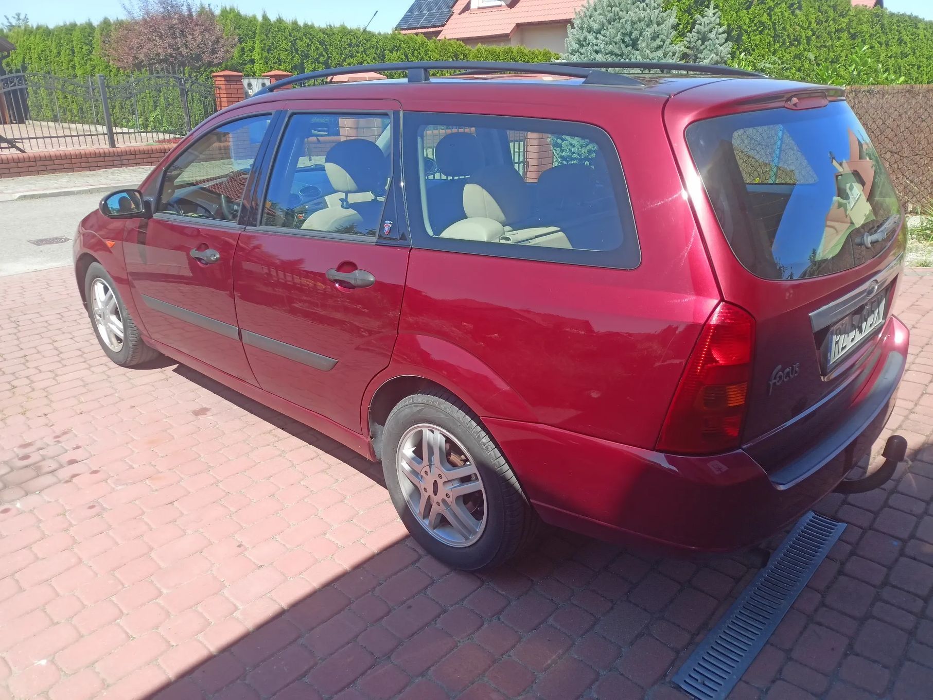 Ford Focus Sprzedam Ford Focus Kombi wersja Ghia 2000 r.