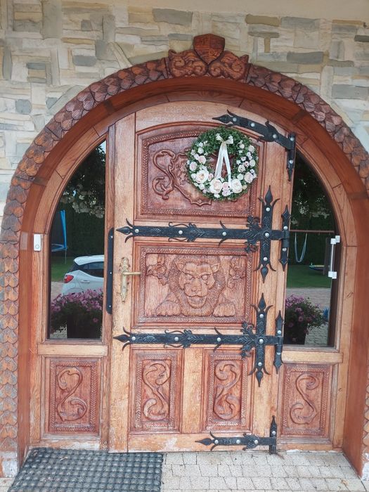 Drzwi wejściowe drewniane rzeźbione orginalne