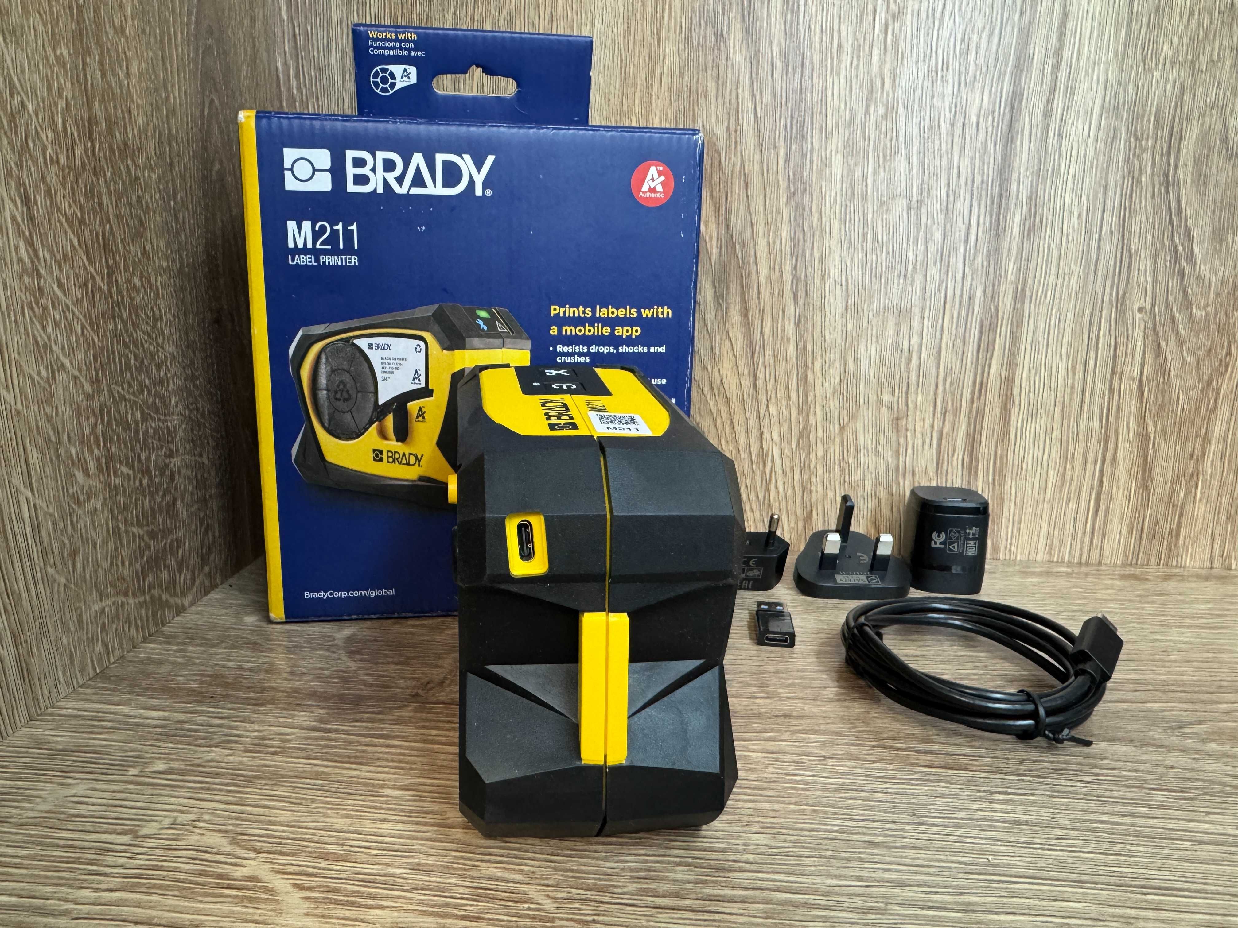 Mobilna Drukarka Etykiet Brady M211 - jak nowa. Komplet