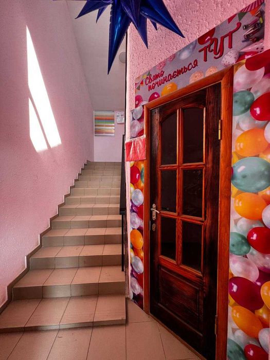 Здам приміщення вільного призначення в самому центрі с . Іркліїв