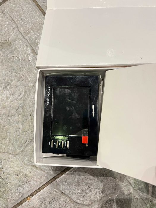 Monitor serwisowy CCTV do kamer analogowych FHD, praktycznie nowy