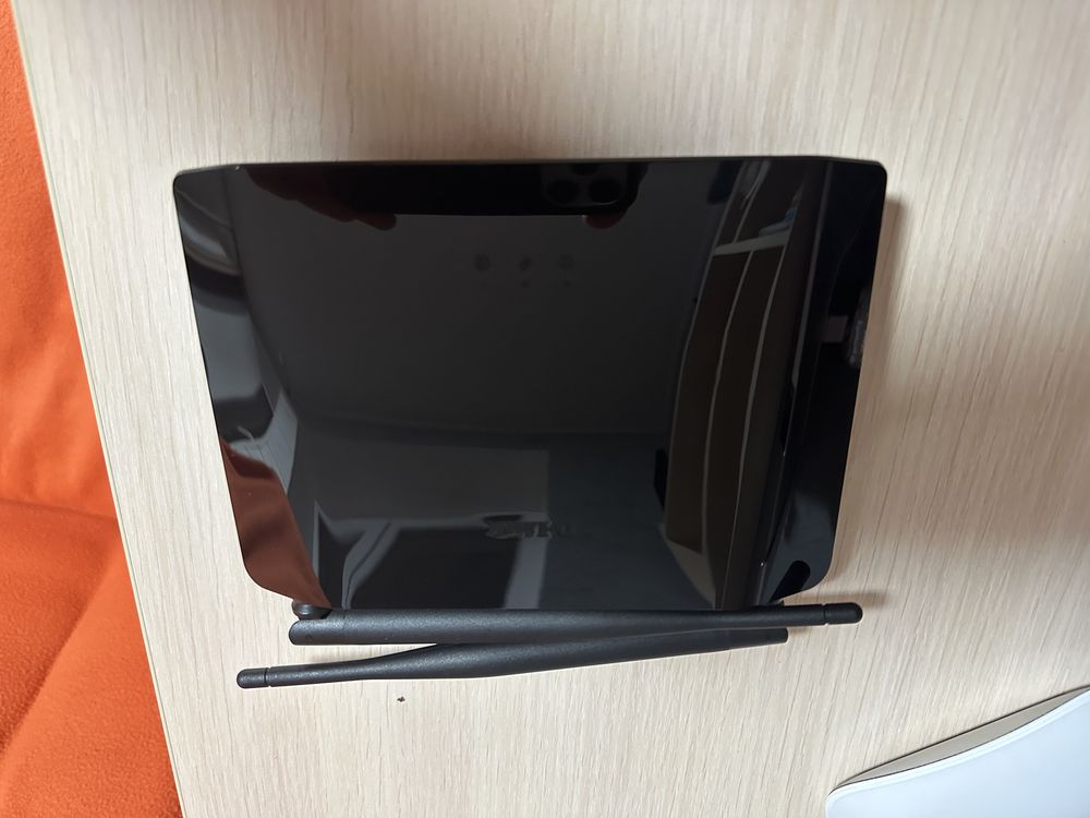 Маршрутизатор D-Link Dir-615/T4. WiFi 300 Mb
