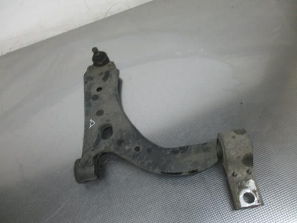 Braço de suspensão frente direito FORD Fiesta V Van