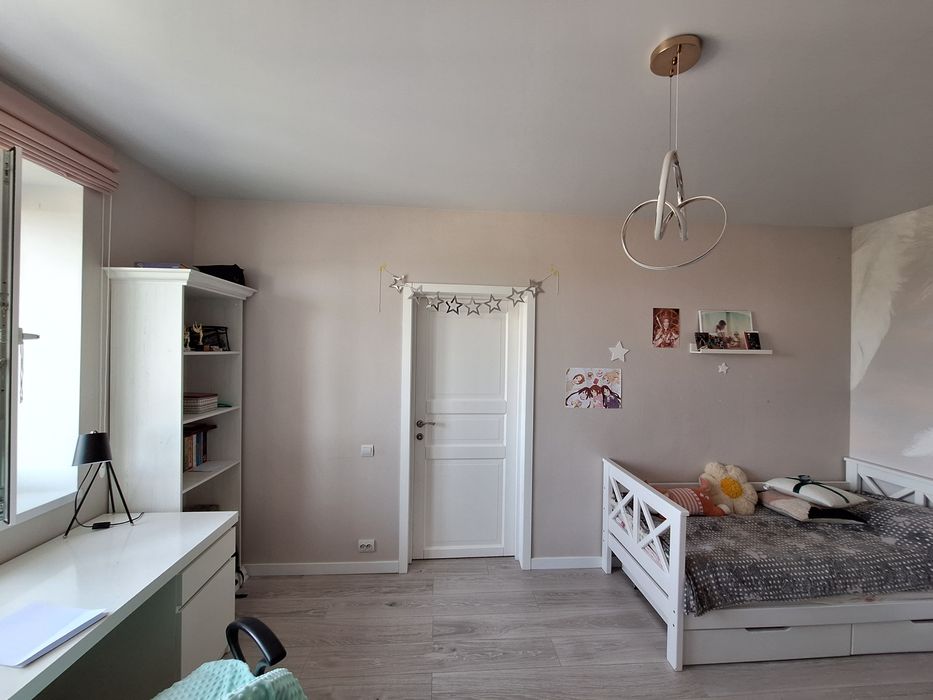 Продам евротрикімнатну з терасою Буча Власник