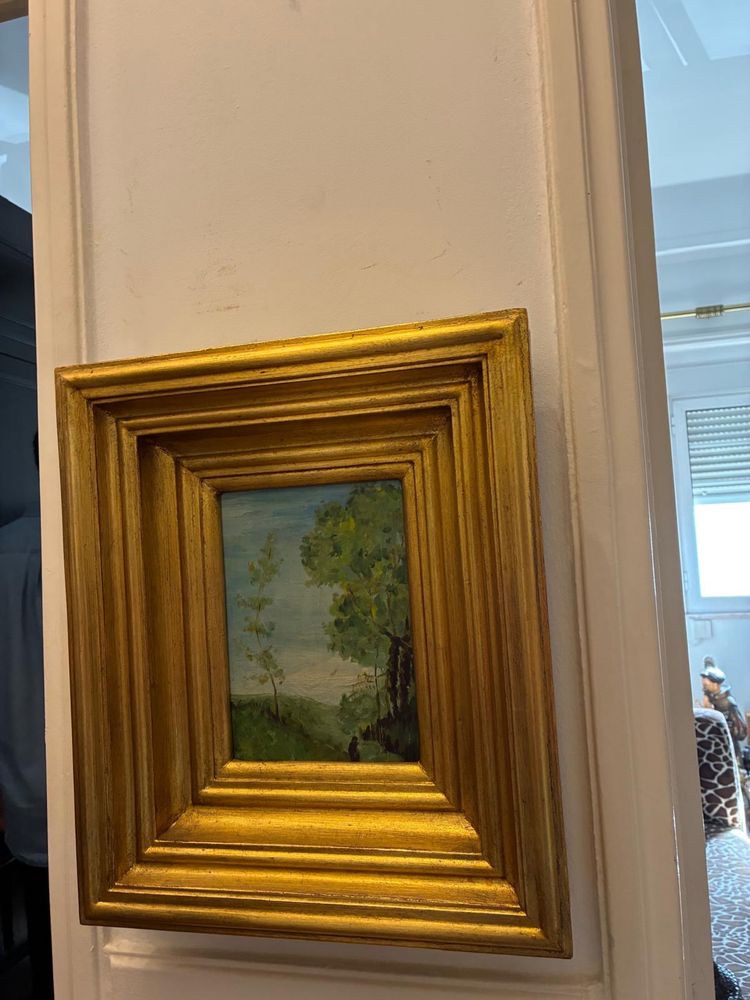 Quadro madeira com moldura dourada