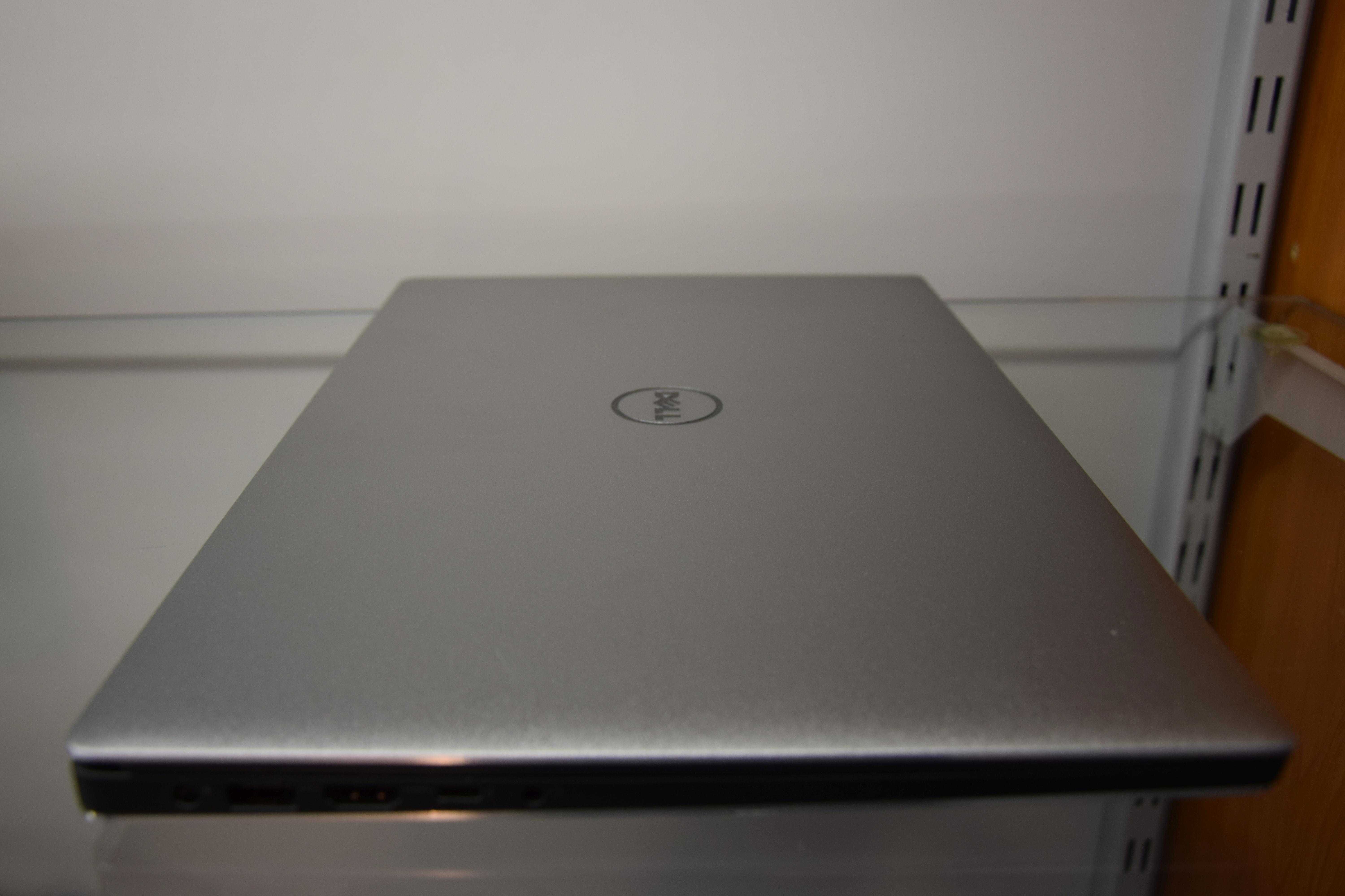 DELL PRECISION 5520 I7 16 GB RAM 512 GB SSD 4K Dotyk W10P LapCenter.pl