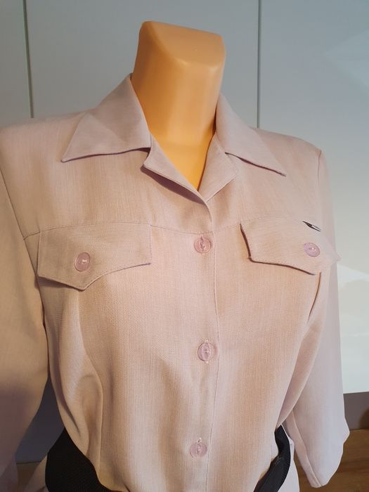 Kostium,bluzka i spódnica,L