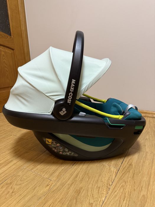 Автокрісло MAXI-COSI Coral 360 (Neo Green)