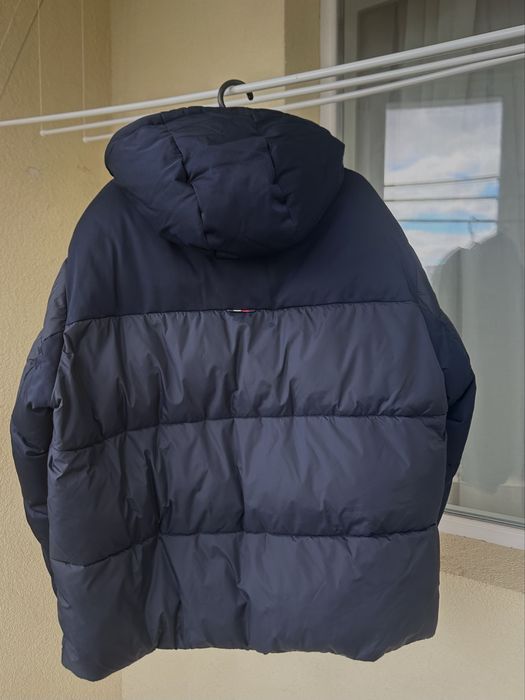 Пуховик tommy hilfiger зимний