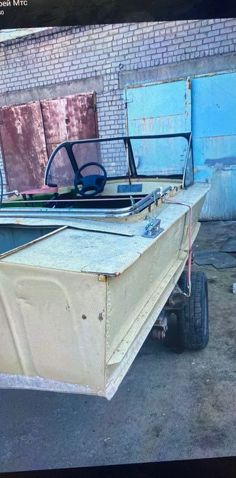 Продам катер с мотором