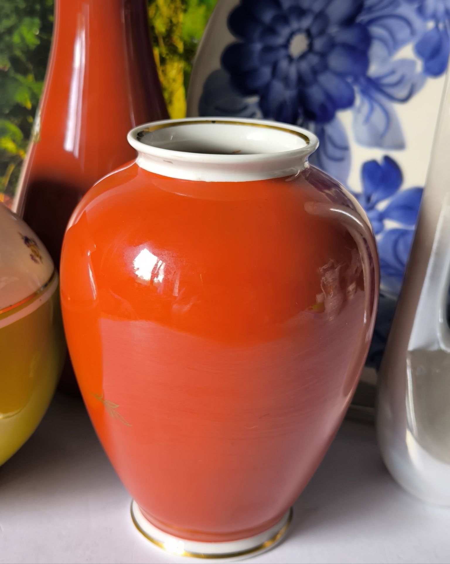 Wazon Wallendorf piękna stara porcelana złocona