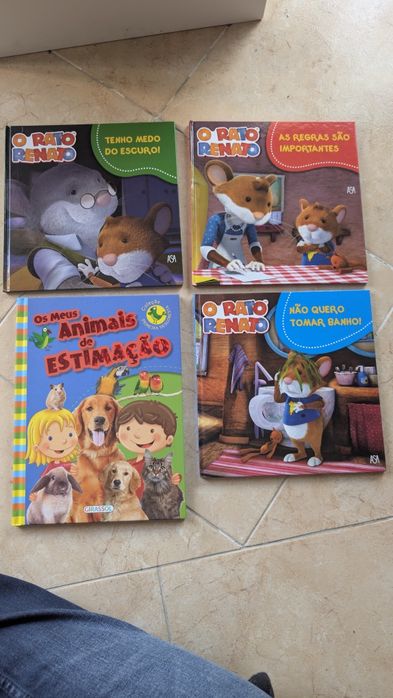 Diversos livros infantis