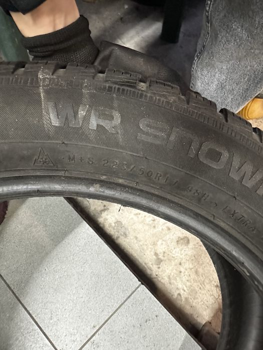225/50r17 Nokian зима 7мм