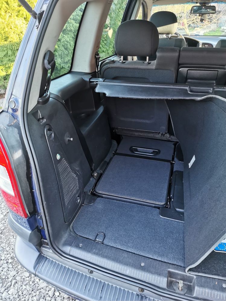 Sprzedam Opel Zafira A 2.0